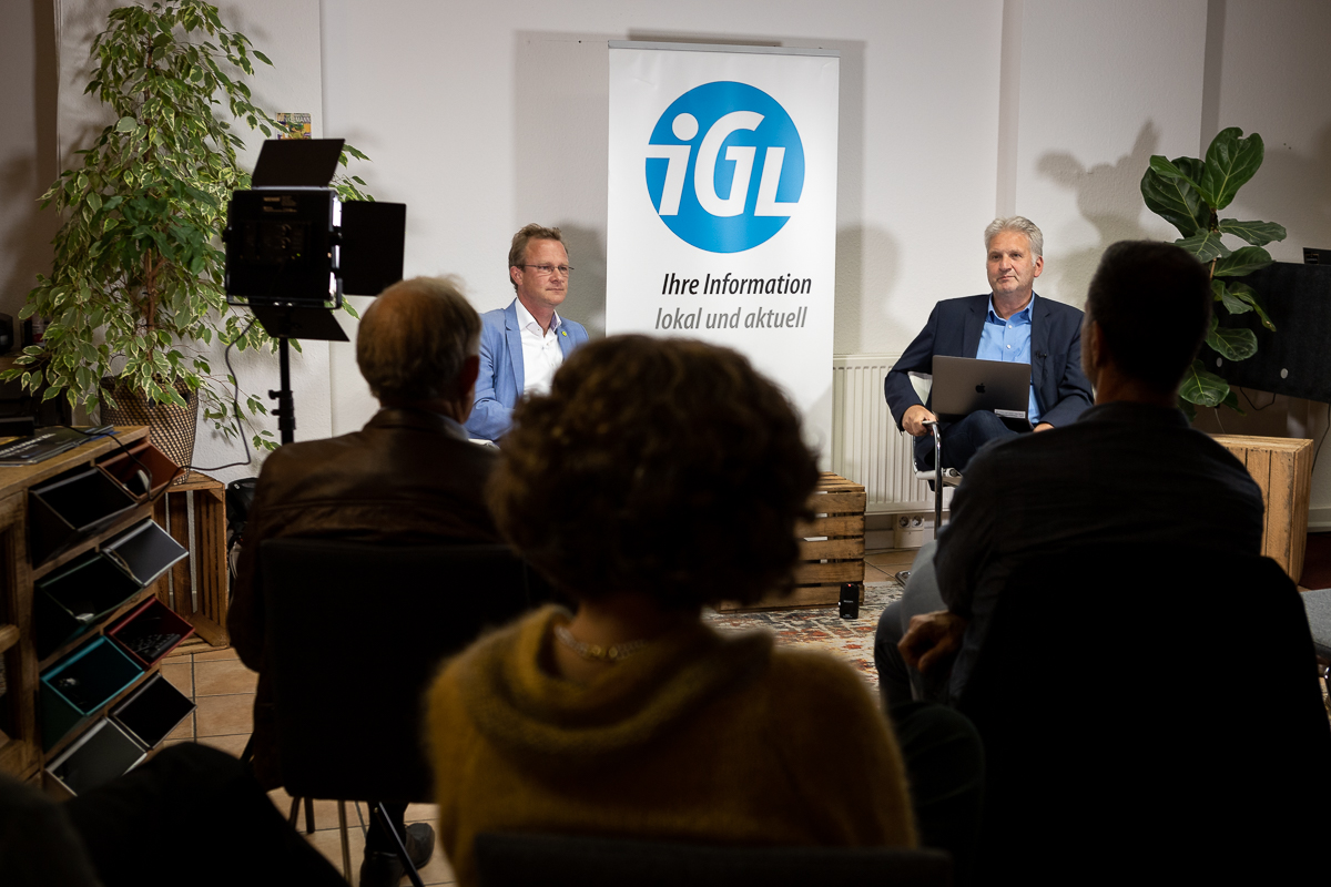 Case Study: Earning Money with Community Journalism